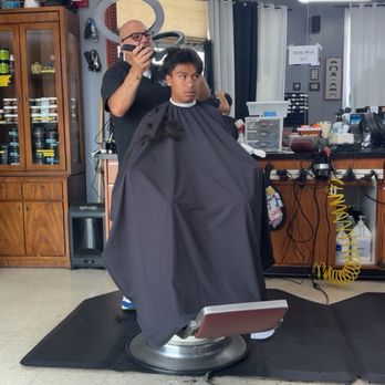 The Corner Barber Shop - Clean up !!! Summer is here !!! - Barbers Near Me - Los Angeles, California The Corner Barber Shop - Clean up !!! Summer is here !!! - Barbers Near Me - Los Angeles, California