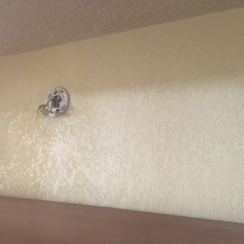 Knights Inn Seymour - Missing smoke detector - Hotels Near Me - Seymour, Indiana