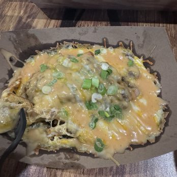 Picasso Moments Bakery - Volcano fries - Bakeries Near Me - Orlando, Florida