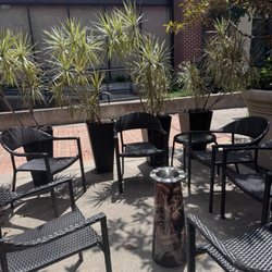 Brown Water Cigar Bar - Outdoor patio