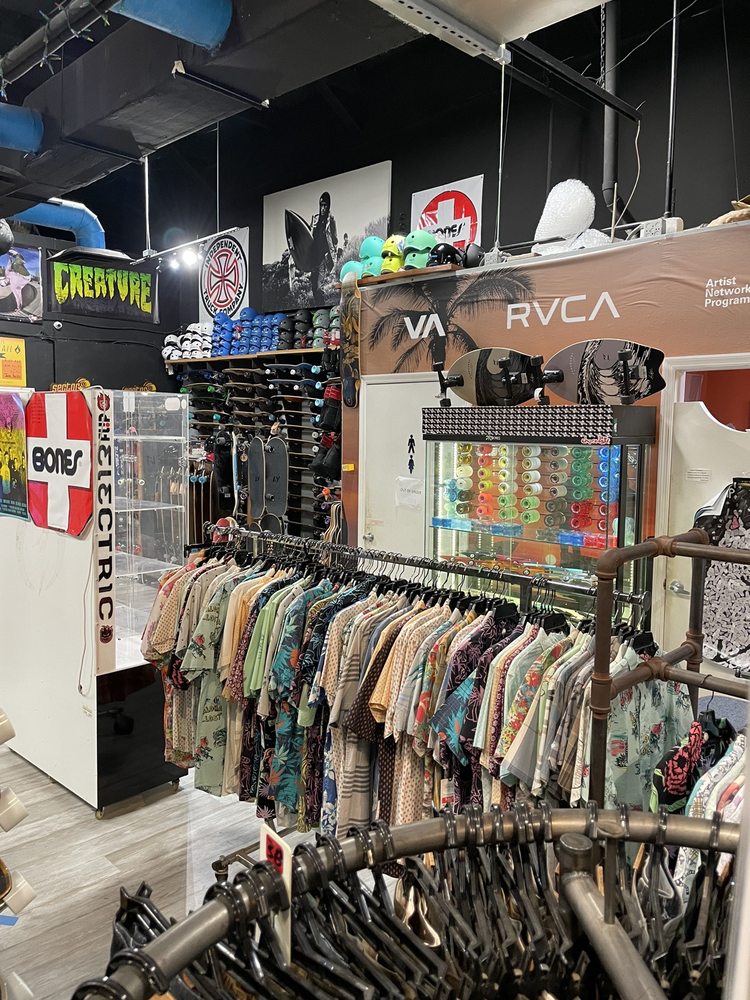 CATALYST SURF AND SKATE Updated August 2024 17 Photos & 21 Reviews