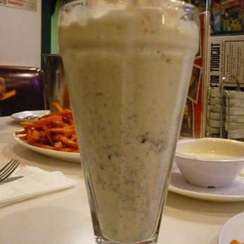 Cafe 50's - oreo cookie shake - Diners Near Me - Los Angeles, California