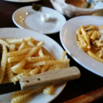 Buns Restaurant - Bars Near Me - Delaware, Ohio