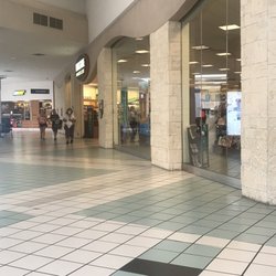 Barnes & Noble Bookstore