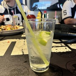 Fatt Boy's Sports Bar and Casino - Gin and tonic