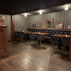 Cheers Chico - Seating area