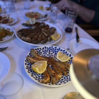 Lulu Mediterranean - Mediterranean Near Me - Edgewater, New Jersey