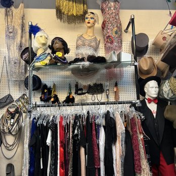 Retro Reload - Used, Vintage & Consignment Near Me - Lomita, California Retro Reload - Used, Vintage & Consignment Near Me - Lomita, California