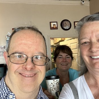 Perk It Up - a man and a woman taking a selfie - Coffee & Tea Near Me - Saint Louis, Missouri