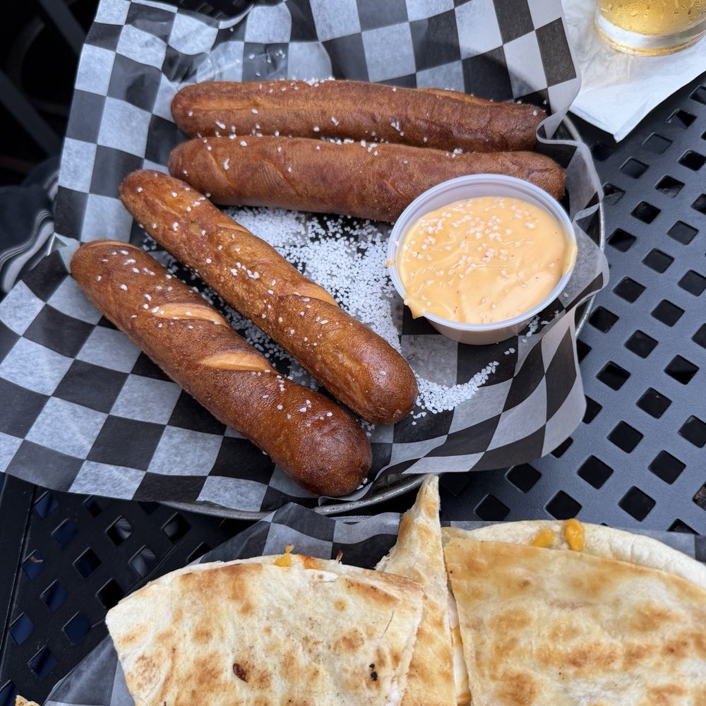 Carmody's Grille - Bavarian Pretzels - New American Near Me - Pittsburgh, Pennsylvania Carmody's Grille - Bavarian Pretzels - New American Near Me - Pittsburgh, Pennsylvania