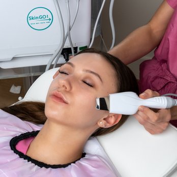 SkinGO! - Ultrasonic scrubber - Estheticians Near Me - Los Angeles, California SkinGO! - Ultrasonic scrubber - Estheticians Near Me - Los Angeles, California