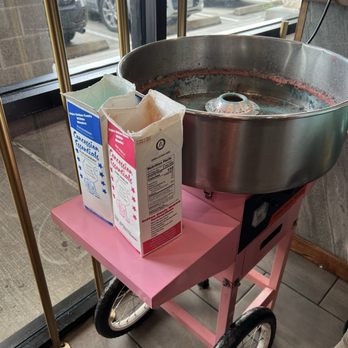 Liuyishou Hot Pot 刘一手火锅 - Cotton candy machine - Hot Pot Near Me - Houston, Texas Liuyishou Hot Pot 刘一手火锅 - Cotton candy machine - Hot Pot Near Me - Houston, Texas