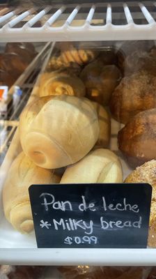 Pan y Pizza Pa' Ya- Irving Park by null