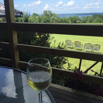 Buttonwood Grove Winery - Beautiful day - Wineries Near Me - Romulus, New York