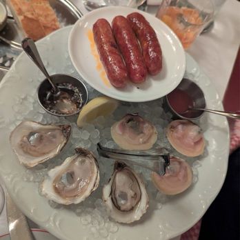 Le Veau D’Or - French Near Me - New York, New York Le Veau D’Or - French Near Me - New York, New York