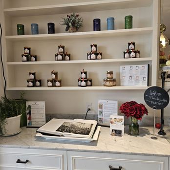 Maison Alyzée - Bakeries Near Me - Burlingame, California