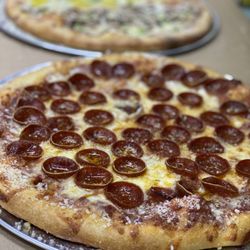 Old world pepperoni. Pizza