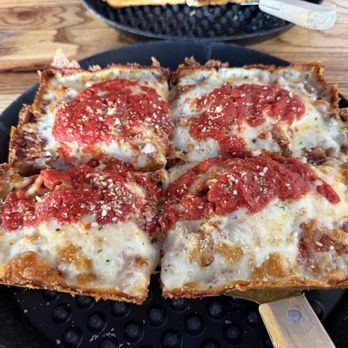 Brown Dog Pizza - My bacon pizza Detroit Style - Pizza Near Me - Telluride, Colorado Brown Dog Pizza - My bacon pizza Detroit Style - Pizza Near Me - Telluride, Colorado