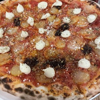 Jinny's Pizzeria - Potato garlic pizza - Pizza Near Me - Newton, Massachusetts Jinny's Pizzeria - Potato garlic pizza - Pizza Near Me - Newton, Massachusetts