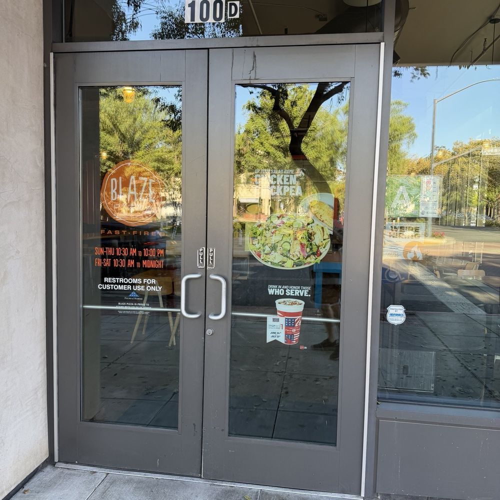 Blaze Pizza - Salad Near Me - Claremont, California