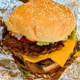 Cheeseburger + All the way