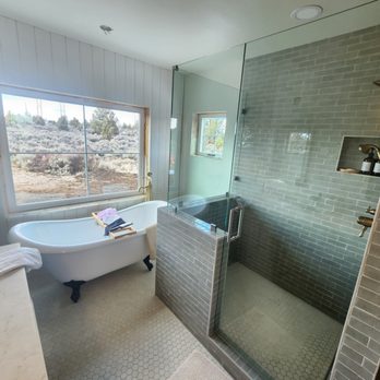 Three Peaks Interiors - General Contractors Near Me - Bend, Oregon Three Peaks Interiors - General Contractors Near Me - Bend, Oregon