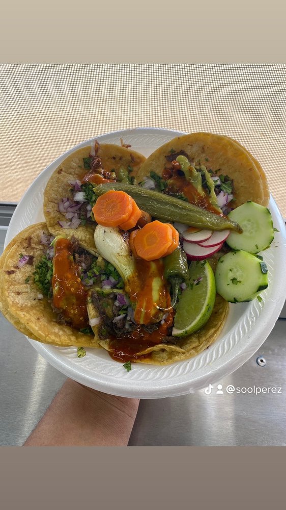 Tacos Los Pelones