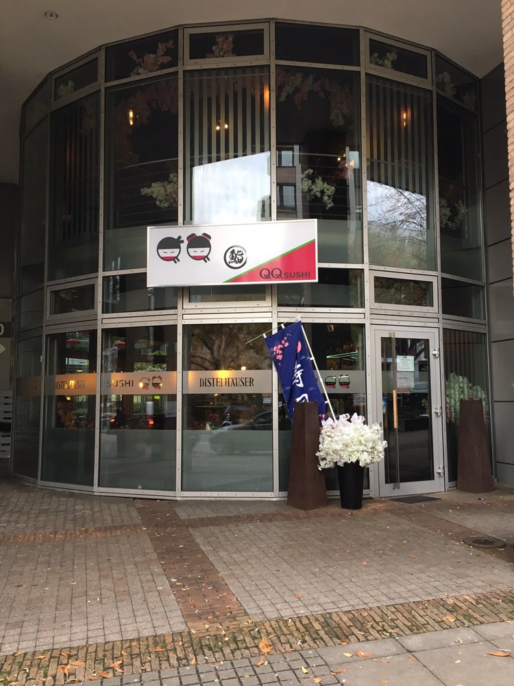 QQ-Sushi Lounge
