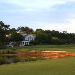 Old Waverly Golf Club - The 18th green and clubhouse around Memorial Day and the 4th of July