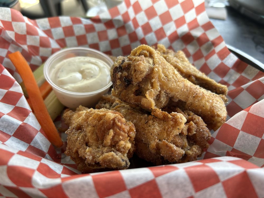 BOAR’S HEAD PUB 32 Photos & 11 Reviews 161 Ontario Street