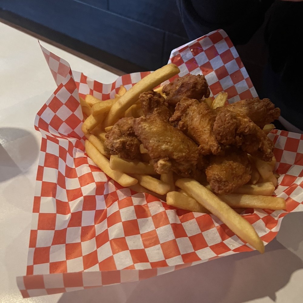 Star Crab - Wing & fries - Seafood Near Me - Riverside, California Star Crab - Wing & fries - Seafood Near Me - Riverside, California