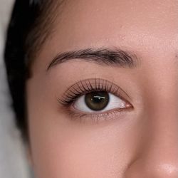 Mia's Beautique - The Korean lash lift