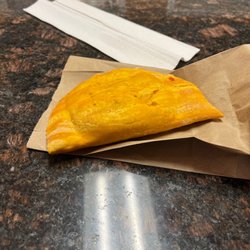 Pete's Caribbean Bakery & Restaurant - Beef patty