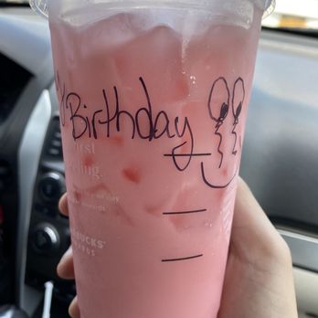 Starbucks - Venti guava passion fruit refresher - Coffee & Tea Near Me - New York, New York Starbucks - Venti guava passion fruit refresher - Coffee & Tea Near Me - New York, New York