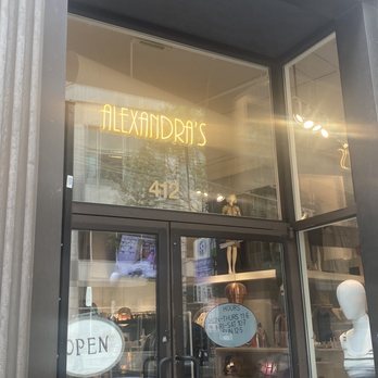 Alexandra's Designer Consignment - Used, Vintage & Consignment Near Me - Seattle, Washington