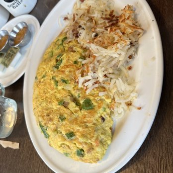 Southern Belle's - Veggie omelette - Breakfast & Brunch Near Me - Barrington, Illinois Southern Belle's - Veggie omelette - Breakfast & Brunch Near Me - Barrington, Illinois