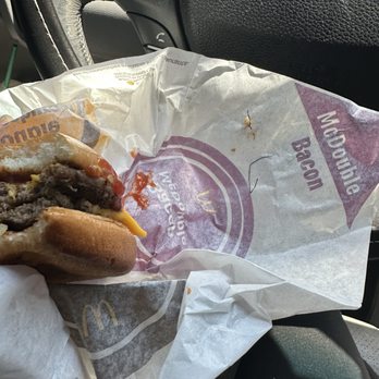 McDonald's - Metal in my burger - Fast Food Near Me - Chino Hills, California McDonald's - Metal in my burger - Fast Food Near Me - Chino Hills, California
