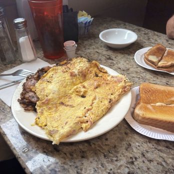 Carl's Oxford Diner - Hammond cheese omelette - Diners Near Me - Oxford, Massachusetts Carl's Oxford Diner - Hammond cheese omelette - Diners Near Me - Oxford, Massachusetts