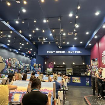 Pinot's Palette - Paint & Sip Near Me - Las Vegas, Nevada Pinot's Palette - Paint & Sip Near Me - Las Vegas, Nevada