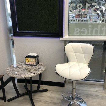 Y Bubble - Interior design is clean and cute - Bubble Tea Near Me - San Antonio, Texas Y Bubble - Interior design is clean and cute - Bubble Tea Near Me - San Antonio, Texas