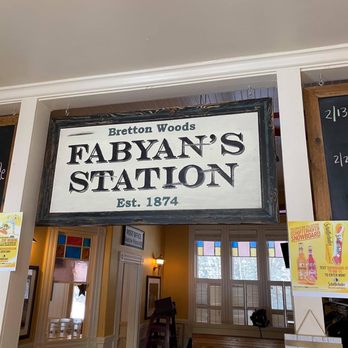 Fabyan's Station - Entrance 12/2022 - American Near Me - Bretton Woods, New Hampshire