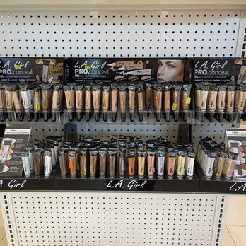 Glamorous - LA girl proconceal - Cosmetics & Beauty Supply Near Me - West Nyack, New York Glamorous - LA girl proconceal - Cosmetics & Beauty Supply Near Me - West Nyack, New York
