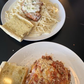 Preteroti's Spaghetti House - Lasagna and White Chicken Parm - Italian Near Me - Findlay, Ohio