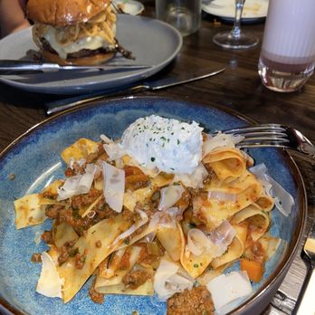 Salt - Wagyu Bolognese - Bars Near Me - Arlington, Virginia Salt - Wagyu Bolognese - Bars Near Me - Arlington, Virginia