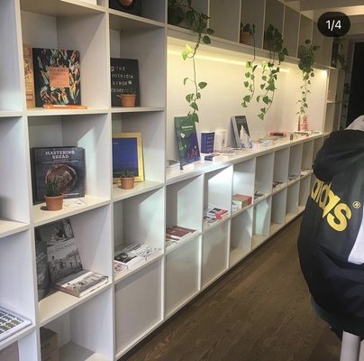 Café Éclair by null