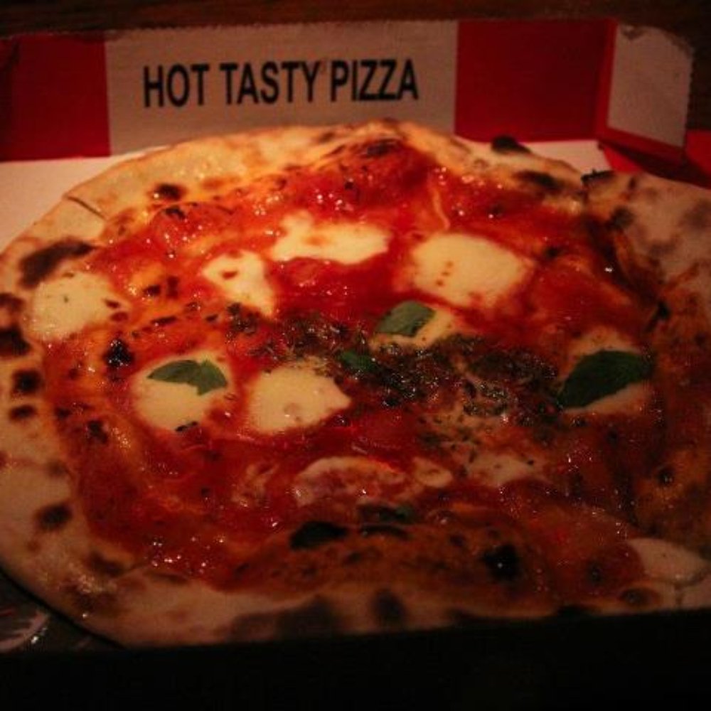 Basic tomato and mozzarella Basic tomato and mozzarella