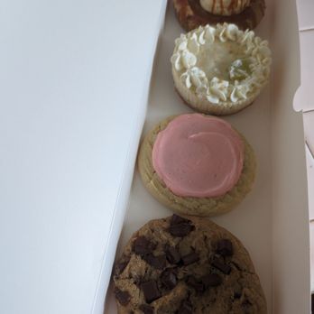 Crumbl - Oceanside - Bakeries Near Me - Oceanside, California Crumbl - Oceanside - Bakeries Near Me - Oceanside, California
