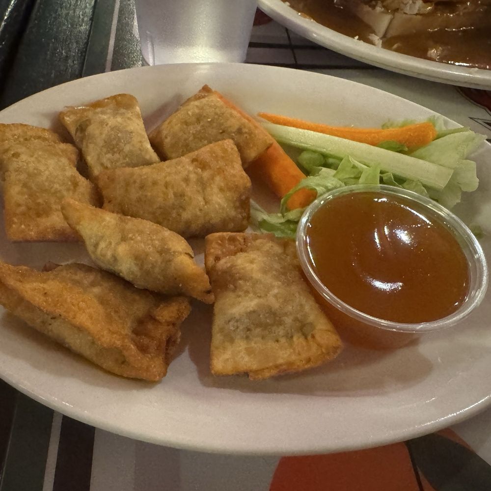 Dunn's - Smoked Meat Eggrolls - Poutineries Near Me - Montreal, Quebec Dunn's - Smoked Meat Eggrolls - Poutineries Near Me - Montreal, Quebec