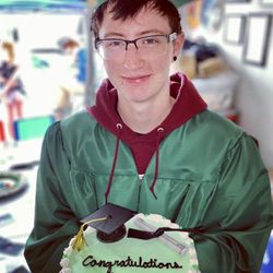 Baskin-Robbins - Thank you for providing the most delicious cake for my son's graduation gathering!
