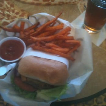 Sarah’s On the Square - American Near Me - Gainesville, Texas Sarah’s On the Square - American Near Me - Gainesville, Texas